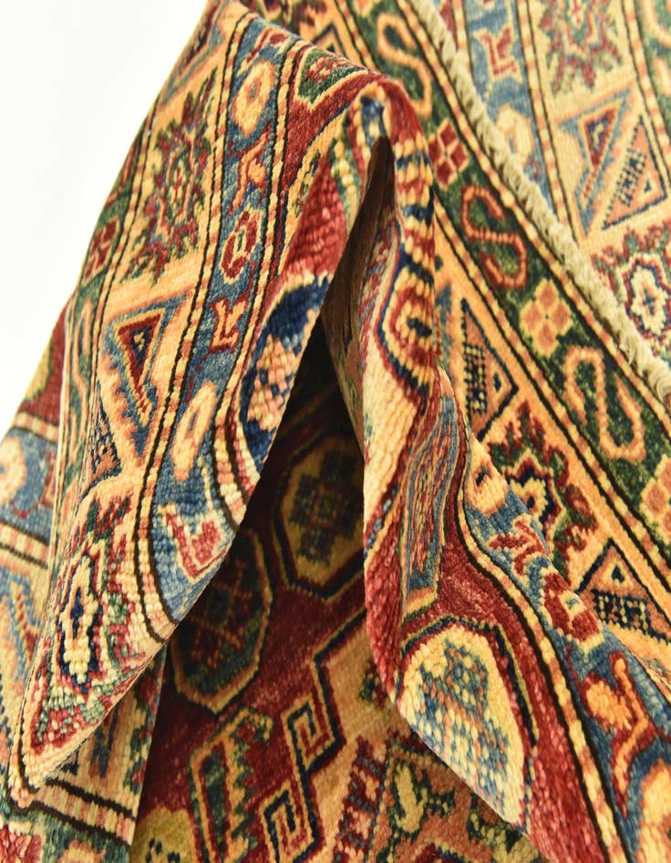 Detail image of  2' 7 x 4' 6  Hand Knotted Kazak Oriental Rug