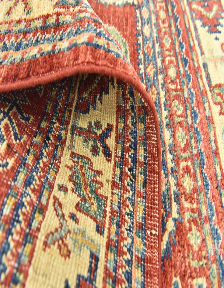 Detail image of  2' 8 x 4'  Hand Knotted Kazak Oriental Rug