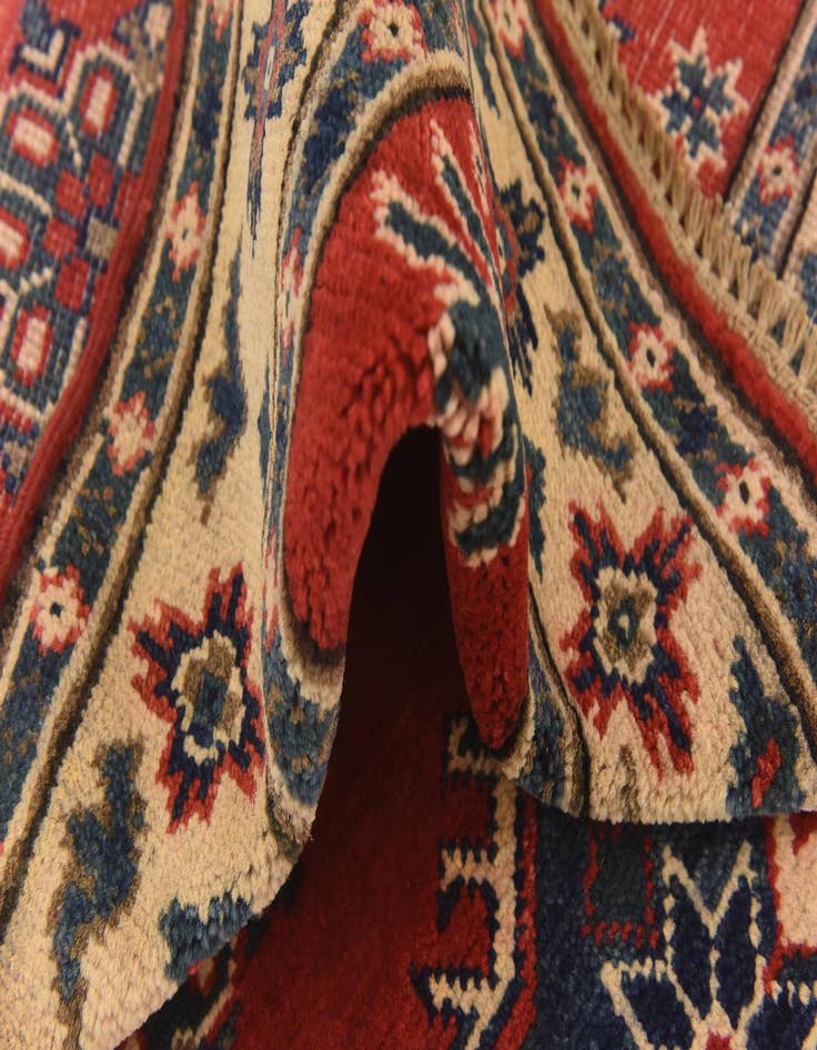 Detail image of  2' 7 x 4'  Hand Knotted Kazak Rug