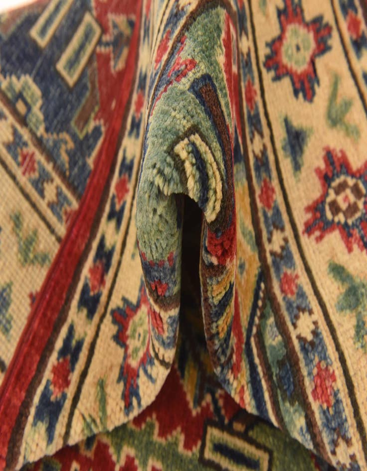 Detail image of  2' 7 x 4' 1  Hand Knotted Kazak Oriental Rug