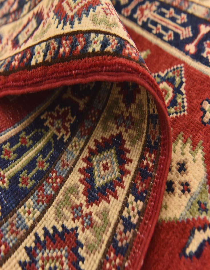 Detail image of  2' 8 x 4'  Hand Knotted Kazak Rug