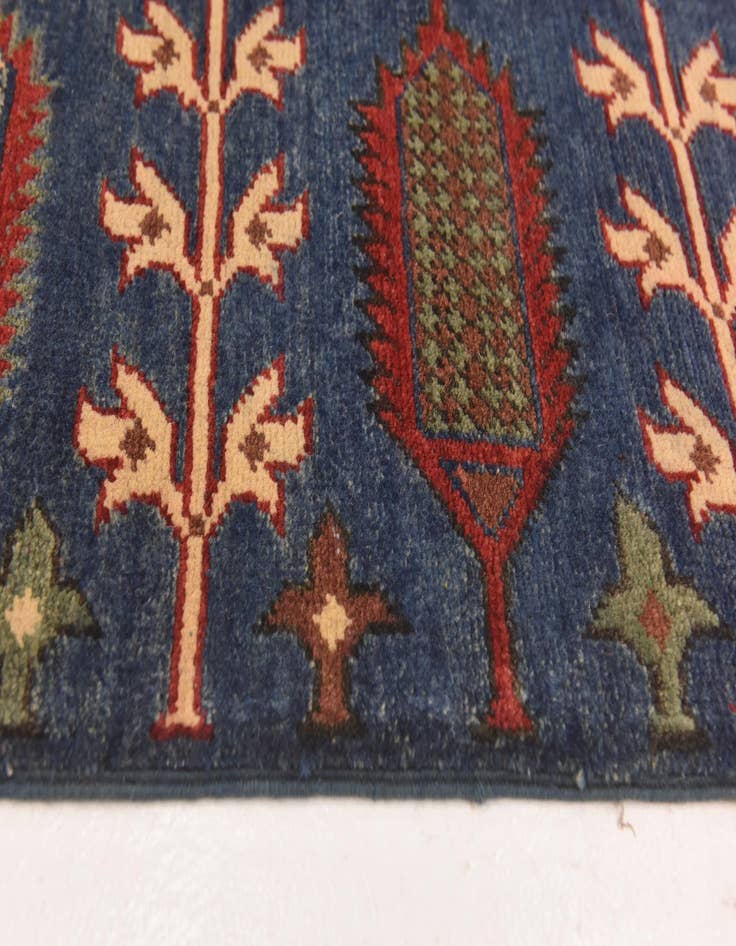 Detail image of  6' 6 x 9' 9  Hand Knotted Kazak Rug