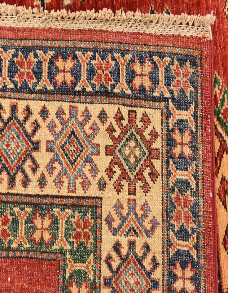Detail image of  4' 10 x 6' 9 Kazak Rug