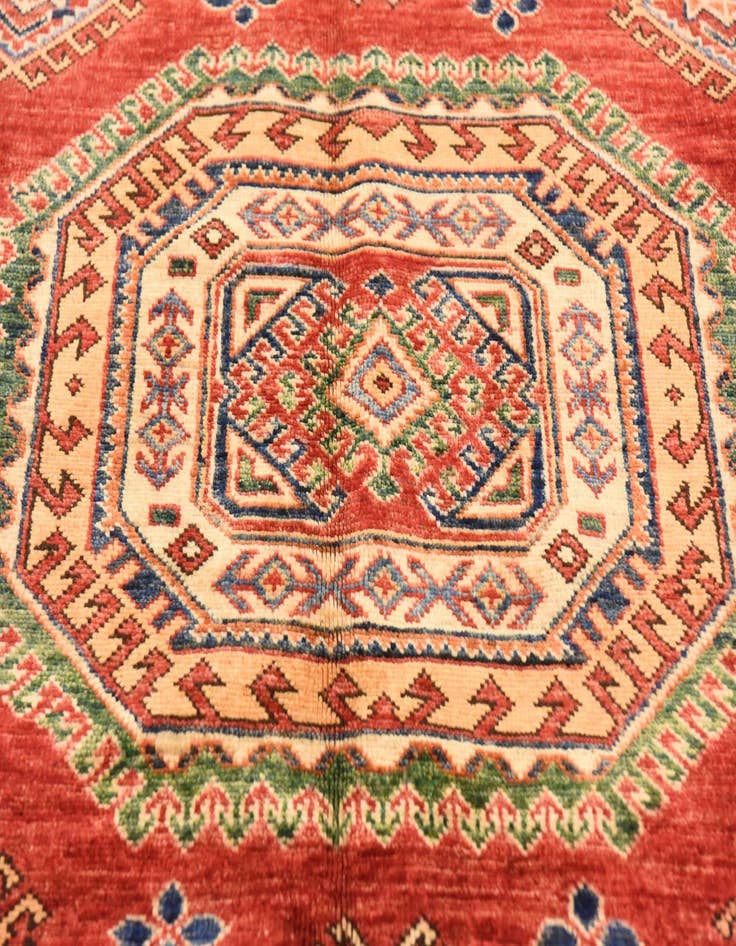 Detail image of  4' 10 x 6' 9 Kazak Rug