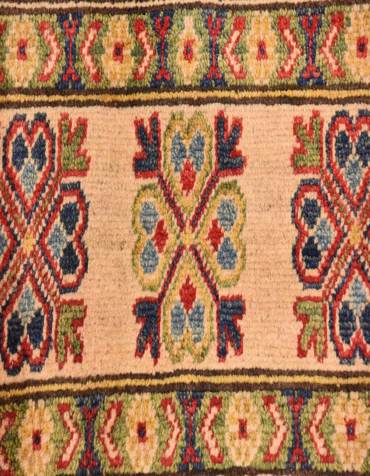 Detail image of  6' 1 x 9'  Hand Knotted Kazak Rug