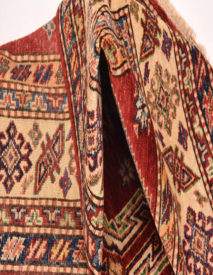 Detail image of  5' x 6' 10  Hand Knotted Kazak Oriental Rug