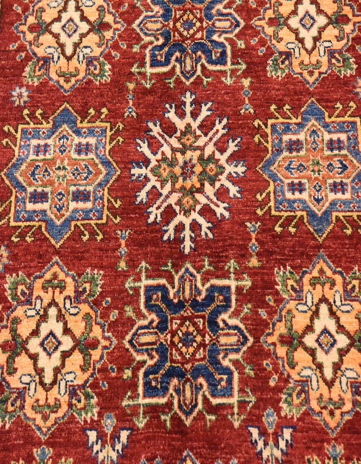 Detail image of  4' 11 x 6' 11  Hand Knotted Kazak Oriental Rug