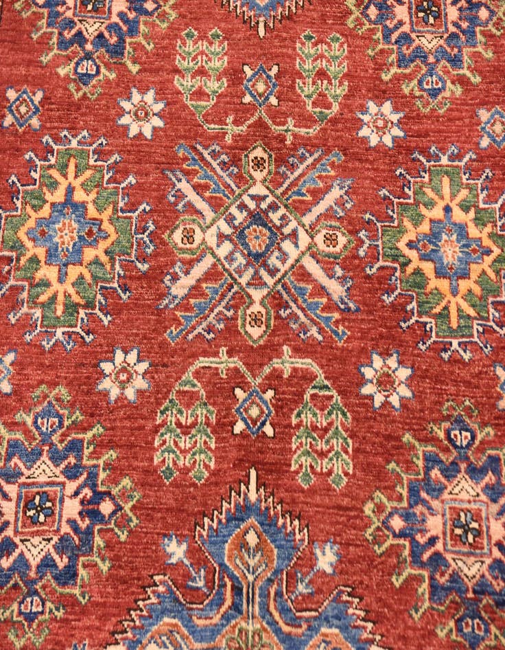 Detail image of  4' 10 x 6' 8  Hand Knotted Kazak Oriental Rug