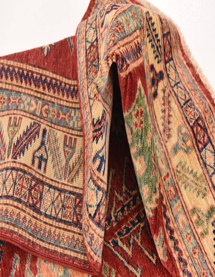 Detail image of  4' 10 x 6' 7  Hand Knotted Kazak Oriental Rug