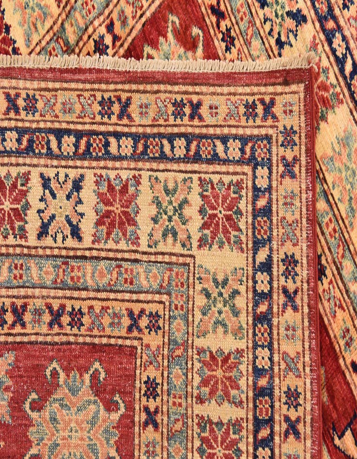 Detail image of  4' 11 x 6' 8  Hand Knotted Kazak Oriental Rug