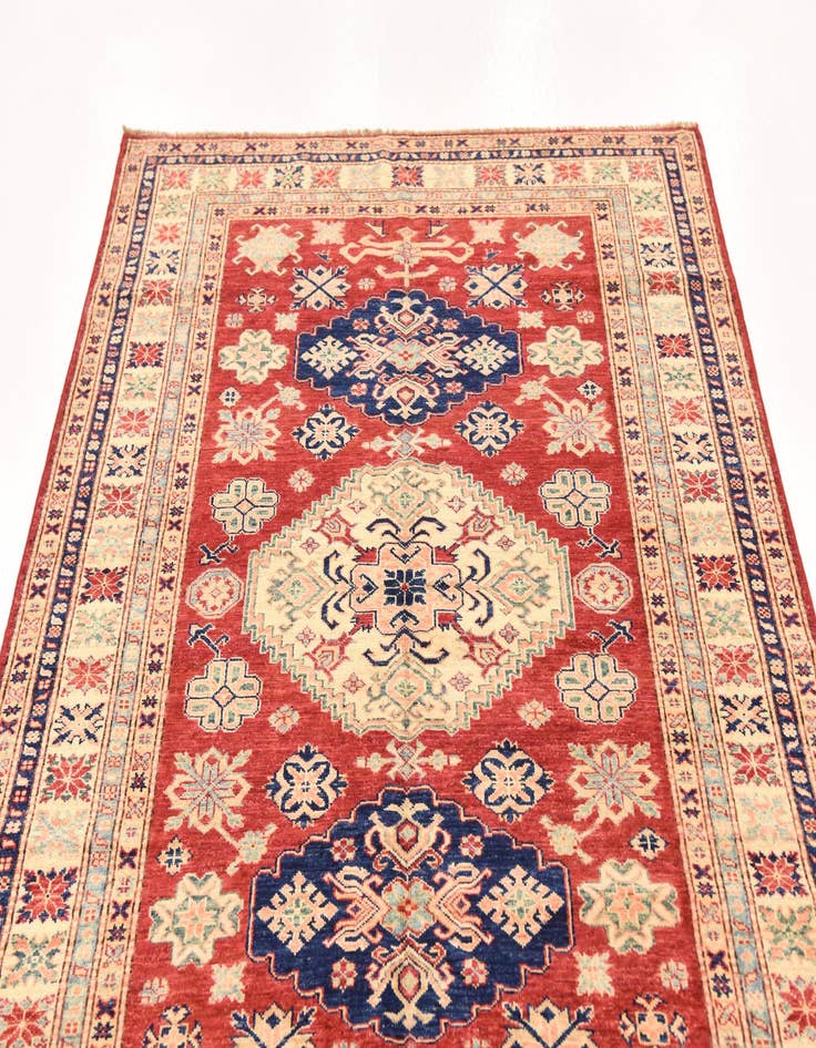 Detail image of  4' 11 x 6' 8  Hand Knotted Kazak Oriental Rug