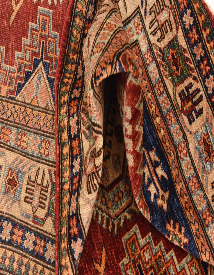 Detail image of  5' 1 x 6' 11  Hand Knotted Kazak Oriental Rug