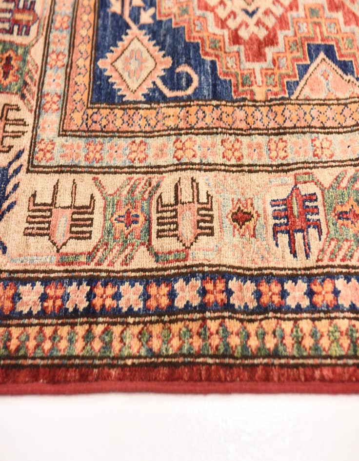 Detail image of  5' 1 x 6' 11  Hand Knotted Kazak Oriental Rug