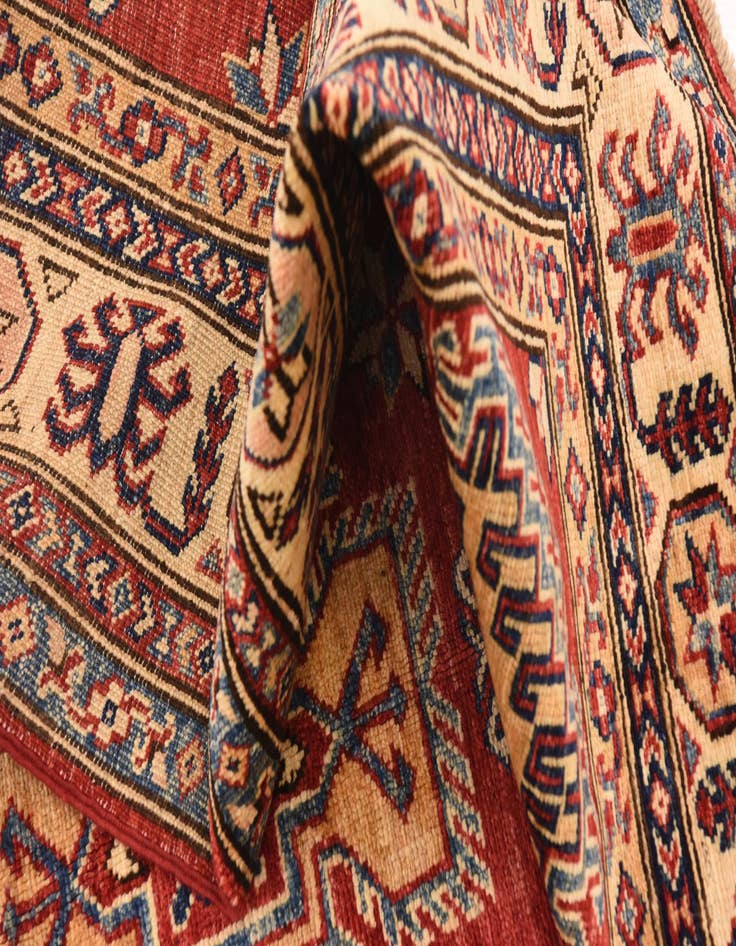Detail image of  4' 11 x 6' 6  Hand Knotted Kazak Oriental Rug
