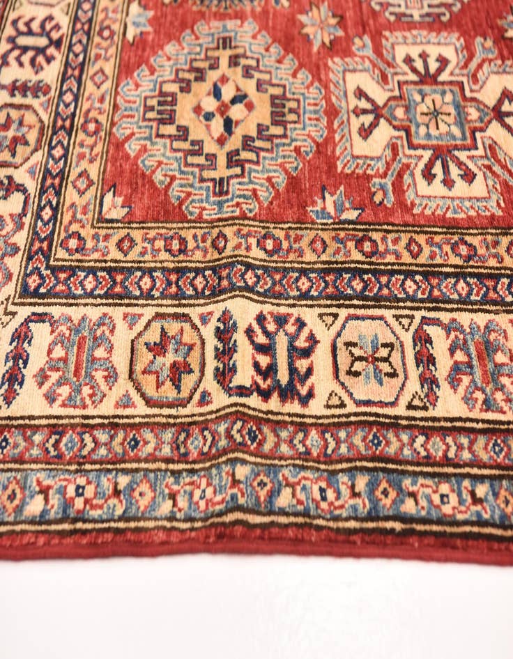 Detail image of  4' 11 x 6' 6  Hand Knotted Kazak Oriental Rug