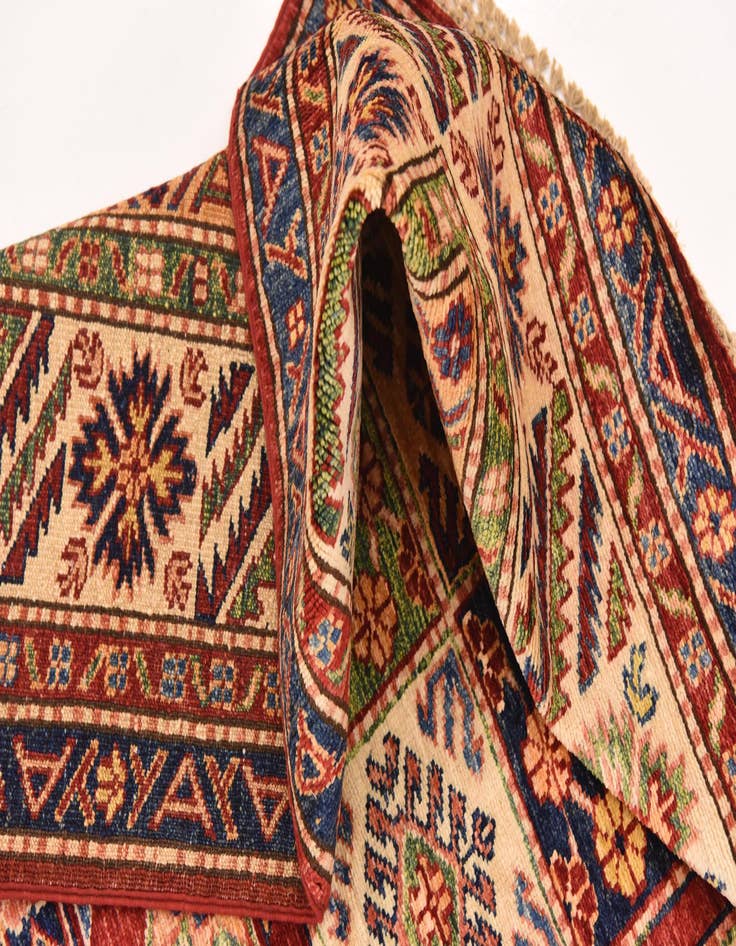 Detail image of  5' 8 x 7' 7  Hand Knotted Kazak Oriental Rug