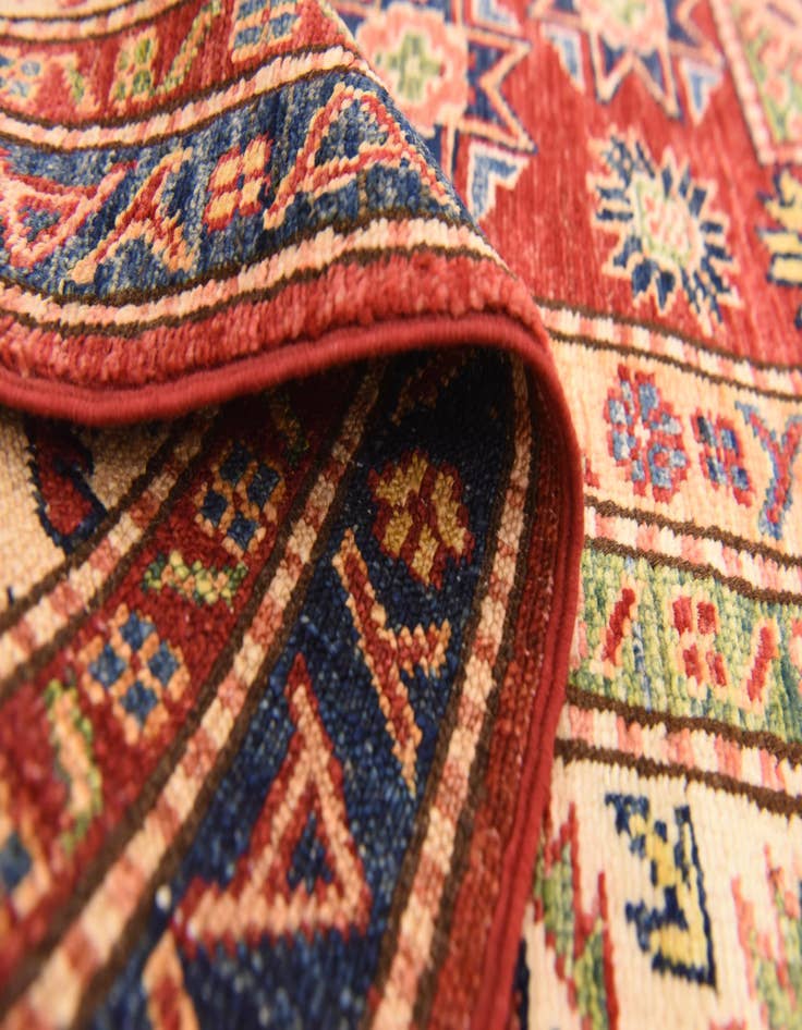 Detail image of  5' 8 x 7' 7  Hand Knotted Kazak Oriental Rug