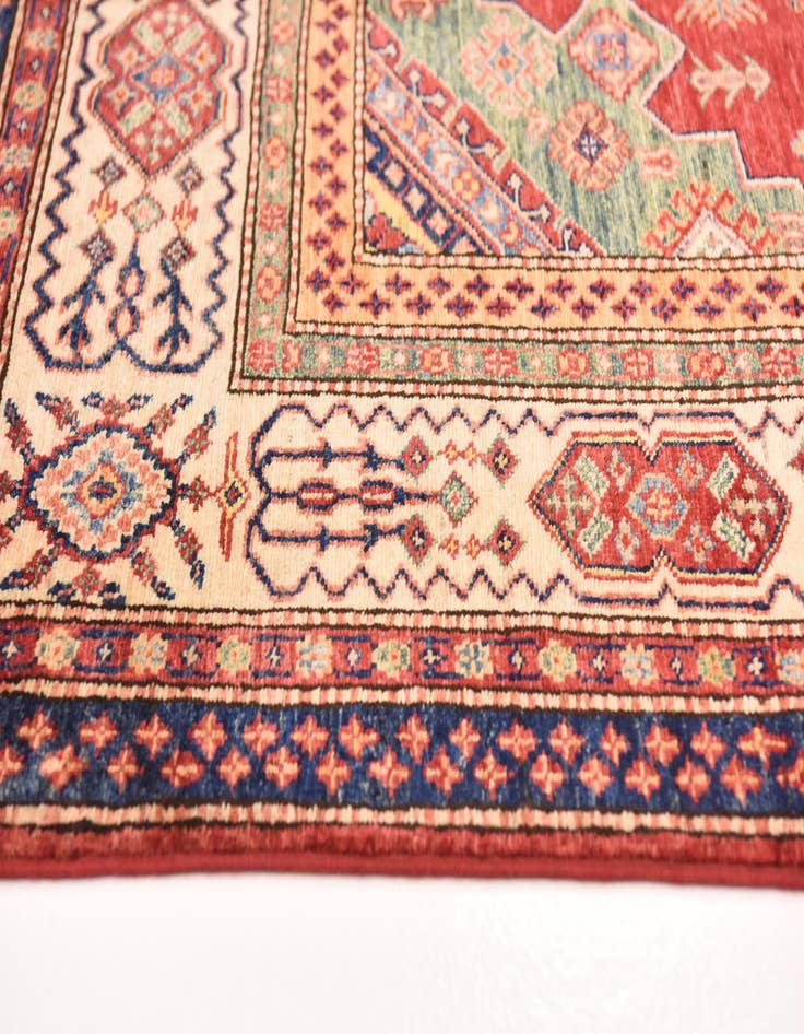 Detail image of  5' 6 x 7' 10  Hand Knotted Kazak Oriental Rug