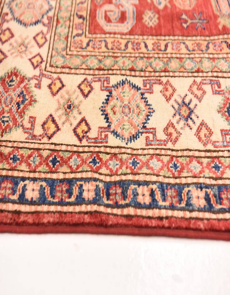 Detail image of  5' 6 x 7' 9  Hand Knotted Kazak Oriental Rug