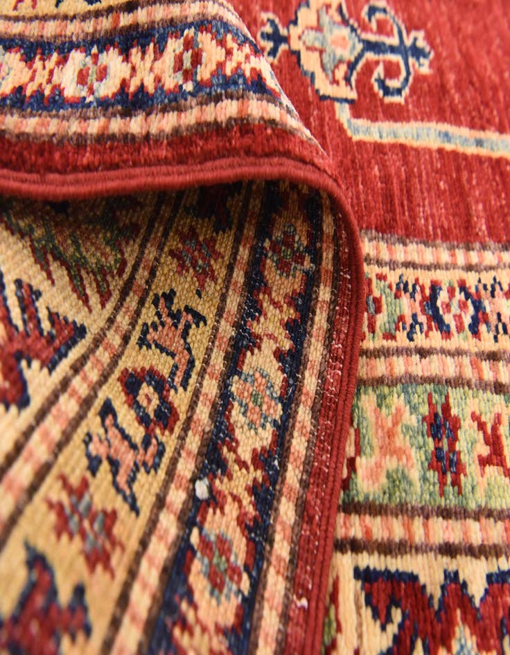 Detail image of  5' 6 x 7' 7  Hand Knotted Kazak Oriental Rug