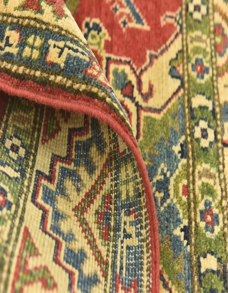 Detail image of  2' 8 x 4'  Hand Knotted Kazak Rug