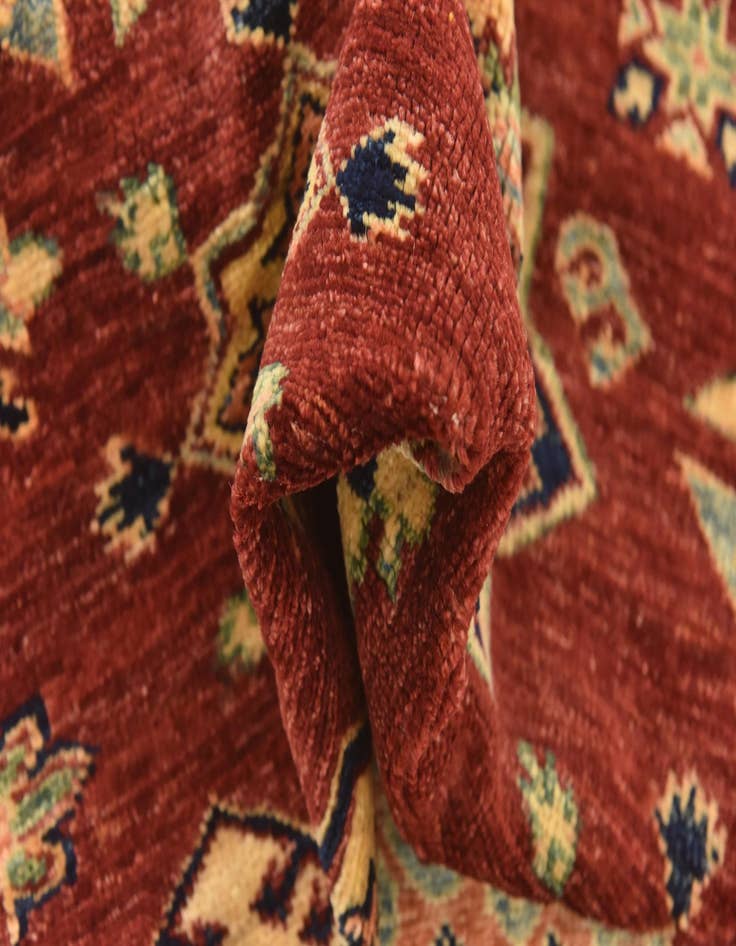 Detail image of  5' 6 x 7' 7  Hand Knotted Kazak Oriental Rug