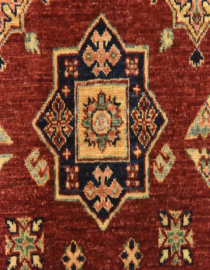 Detail image of  5' 6 x 7' 7  Hand Knotted Kazak Oriental Rug