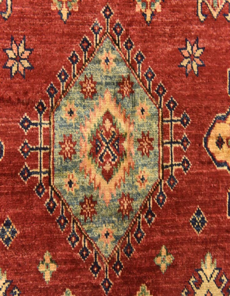 Detail image of  5' 6 x 7' 7  Hand Knotted Kazak Oriental Rug