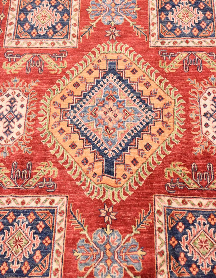 Detail image of  6' 6 x 9' 8  Hand Knotted Kazak Oriental Rug