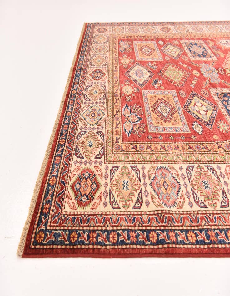 Detail image of  6' 6 x 9' 8  Hand Knotted Kazak Oriental Rug