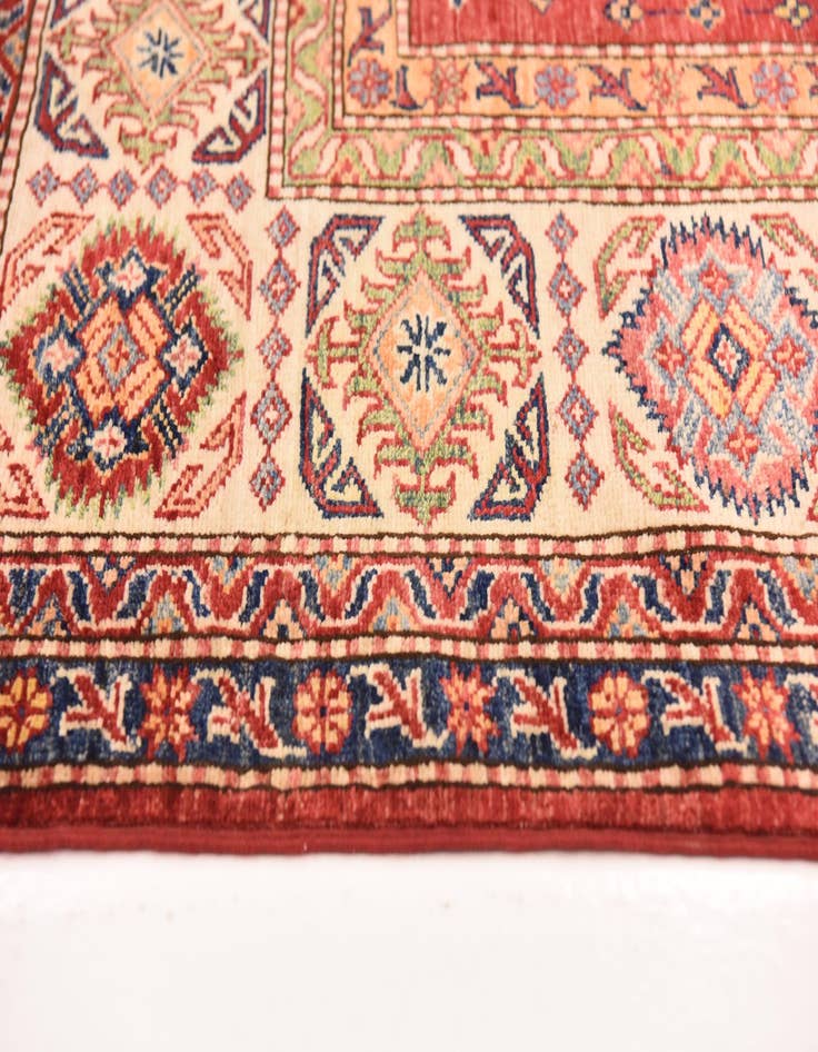 Detail image of  6' 6 x 9' 8  Hand Knotted Kazak Oriental Rug