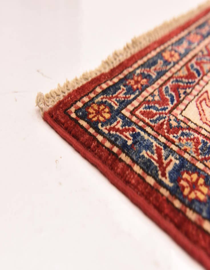 Detail image of  6' 6 x 9' 8  Hand Knotted Kazak Oriental Rug