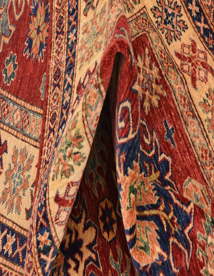 Detail image of  6' 9 x 9' 5  Hand Knotted Kazak Oriental Rug