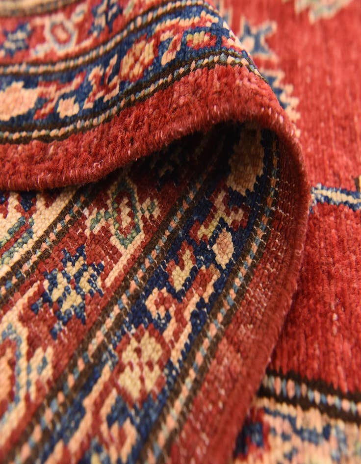 Detail image of  5' 1 x 6' 9  Hand Knotted Kazak Oriental Rug