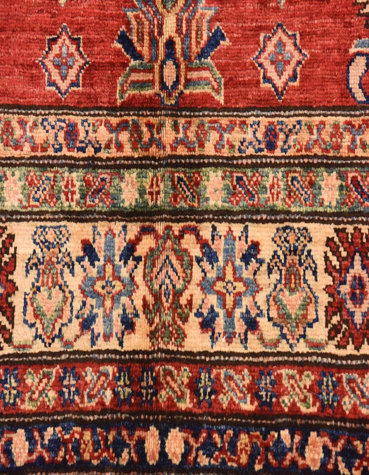 Detail image of  5' 1 x 6' 9  Hand Knotted Kazak Oriental Rug