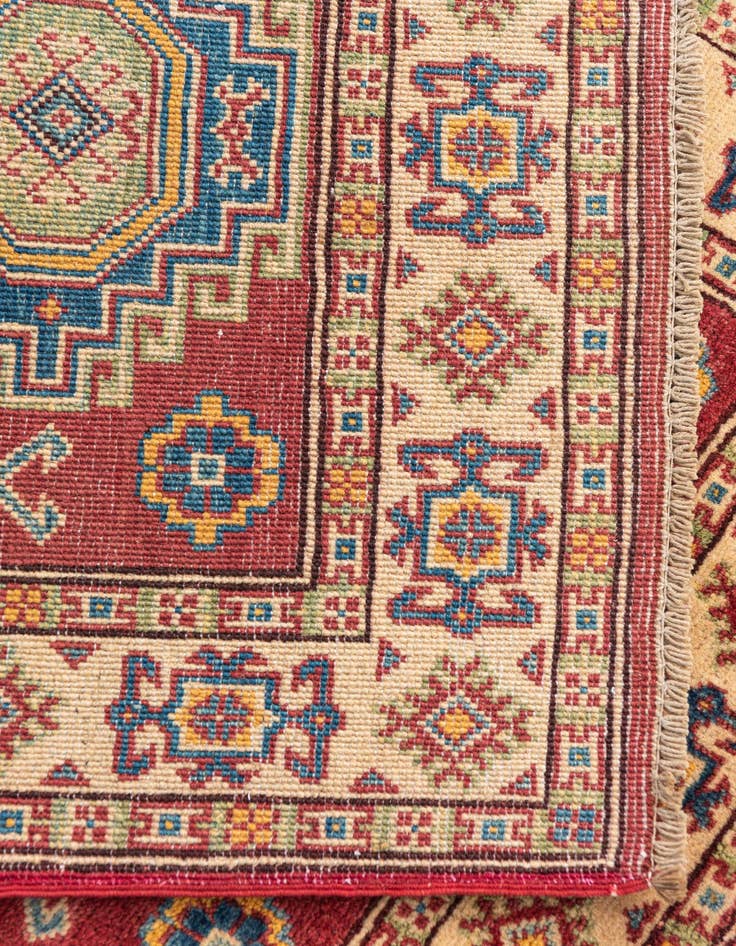 Detail image of  2' 8 x 4'  Hand Knotted Kazak Rug