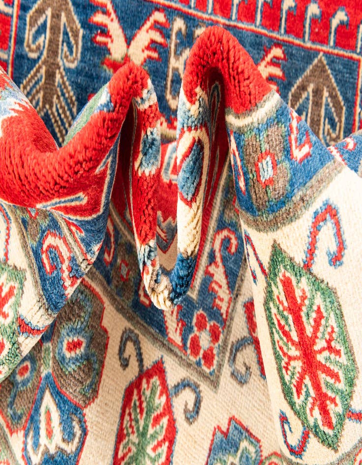 Detail image of  5' 9 x 7' 9  Hand Knotted Kazak Rug