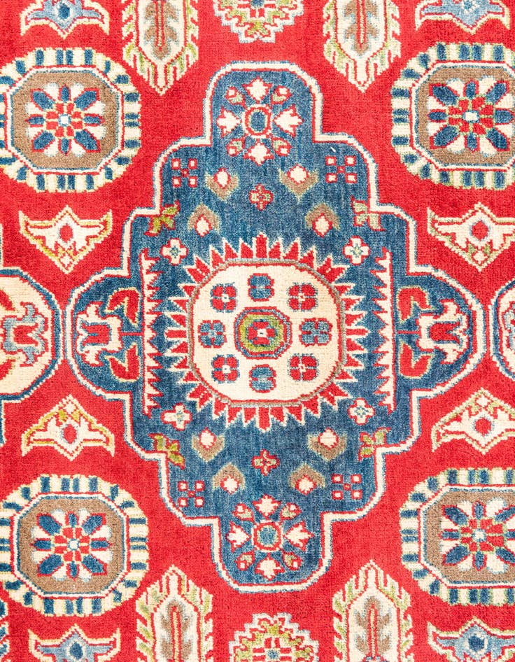 Detail image of  5' 2 x 6' 10  Hand Knotted Kazak Rug