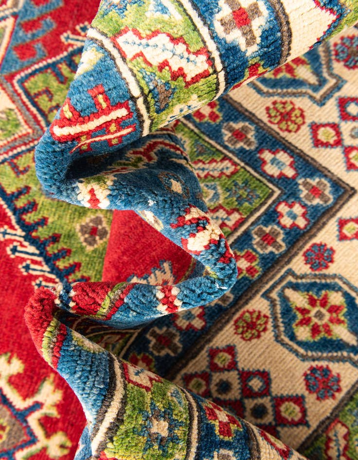Detail image of  6' 10 x 9' 10  Hand Knotted Kazak Rug