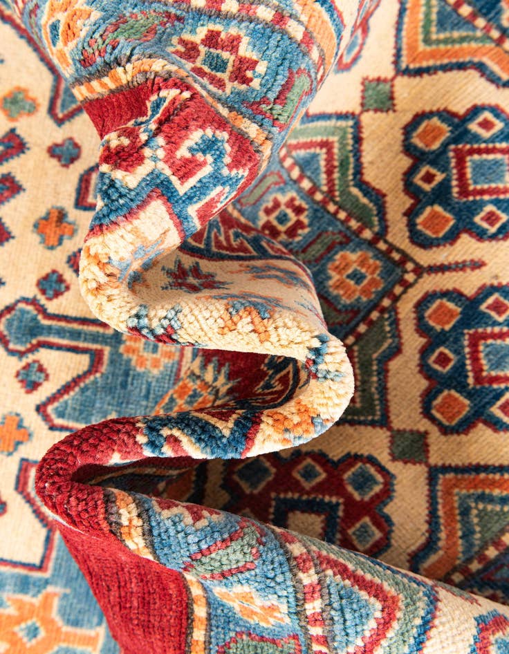 Detail image of  6' 8 x 9' 9  Hand Knotted Kazak Rug