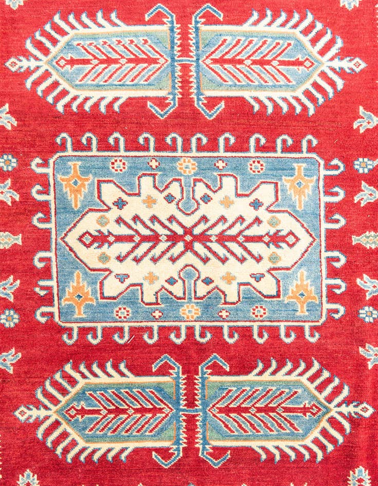 Detail image of  6' 6 x 9' 10  Hand Knotted Kazak Rug
