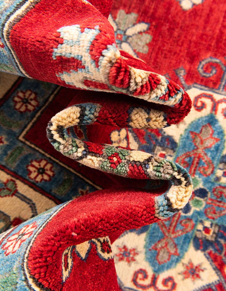 Detail image of  6' 6 x 9' 9  Hand Knotted Kazak Rug