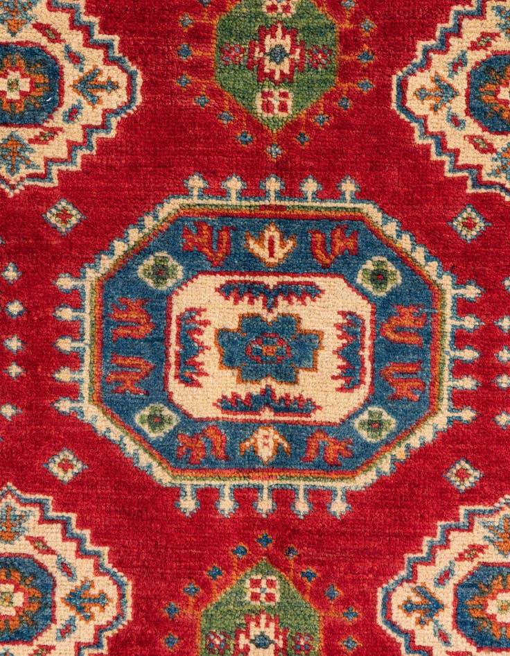 Detail image of  2' 8 x 4'  Hand Knotted Kazak Rug