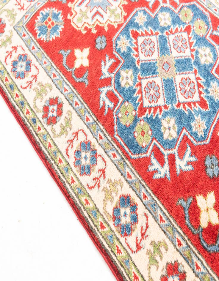 Detail image of  2' 8 x 4'  Hand Knotted Kazak Rug