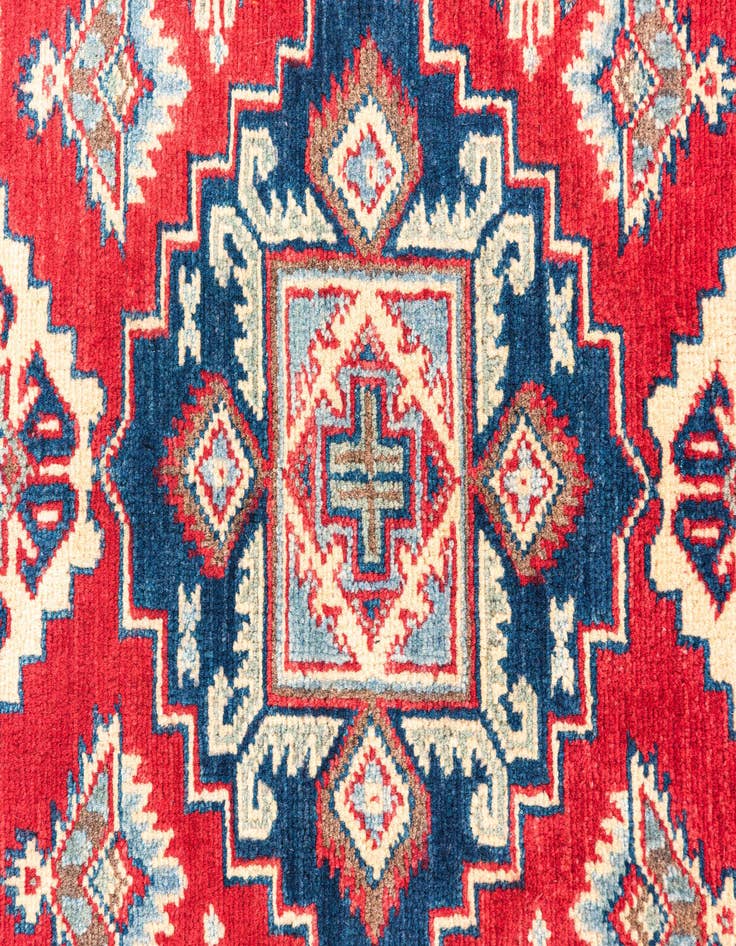 Detail image of  2' 8 x 4'  Hand Knotted Kazak Rug