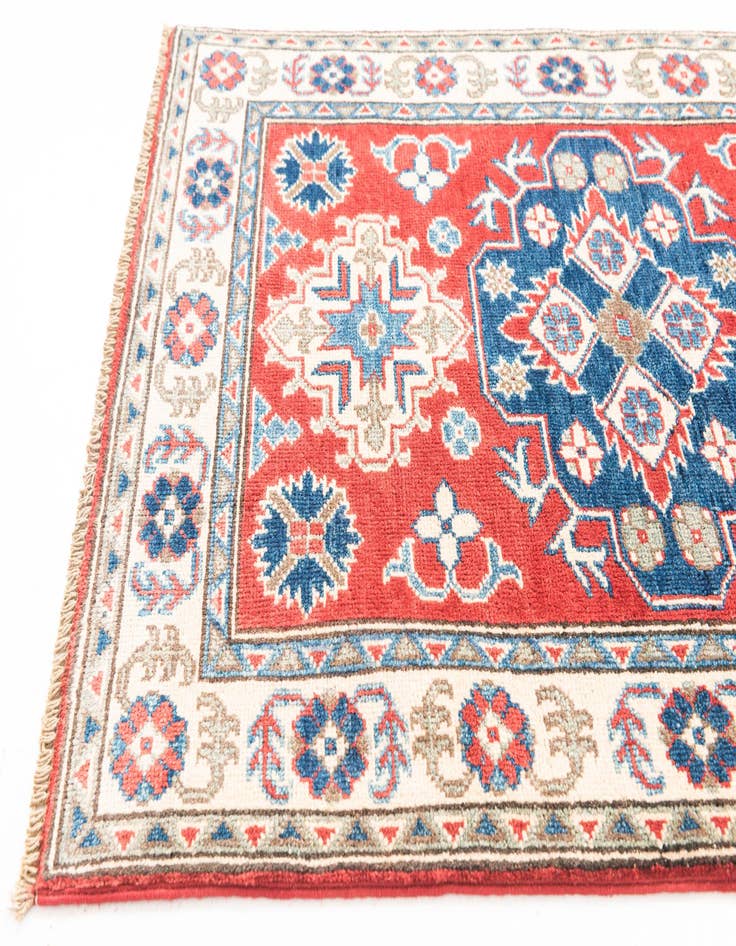 Detail image of  2' 8 x 4'  Hand Knotted Kazak Rug
