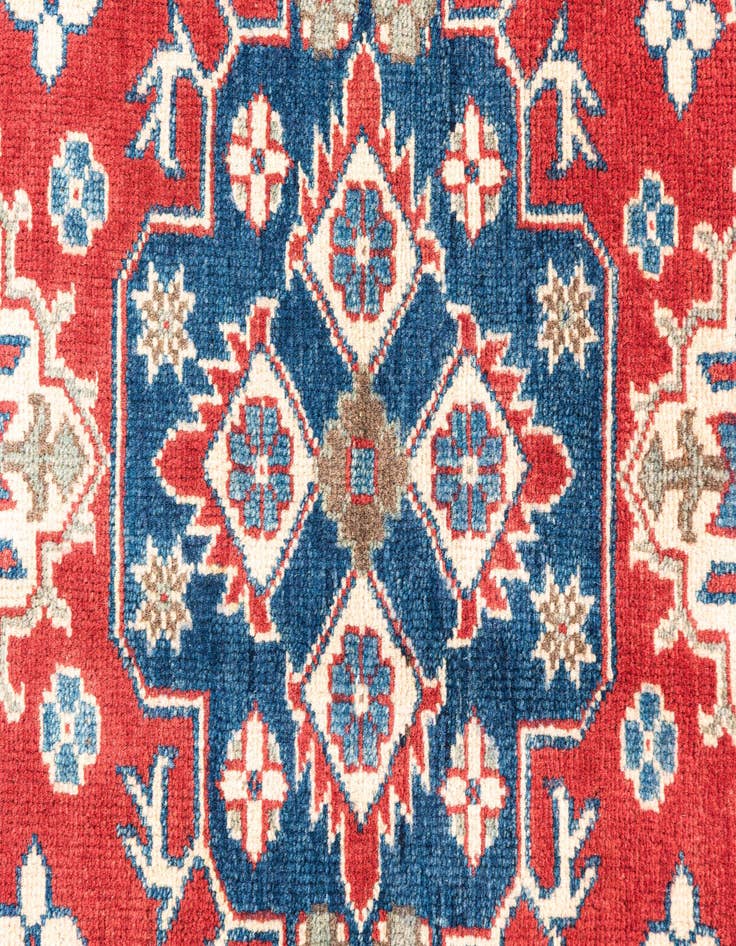 Detail image of  2' 8 x 4'  Hand Knotted Kazak Rug