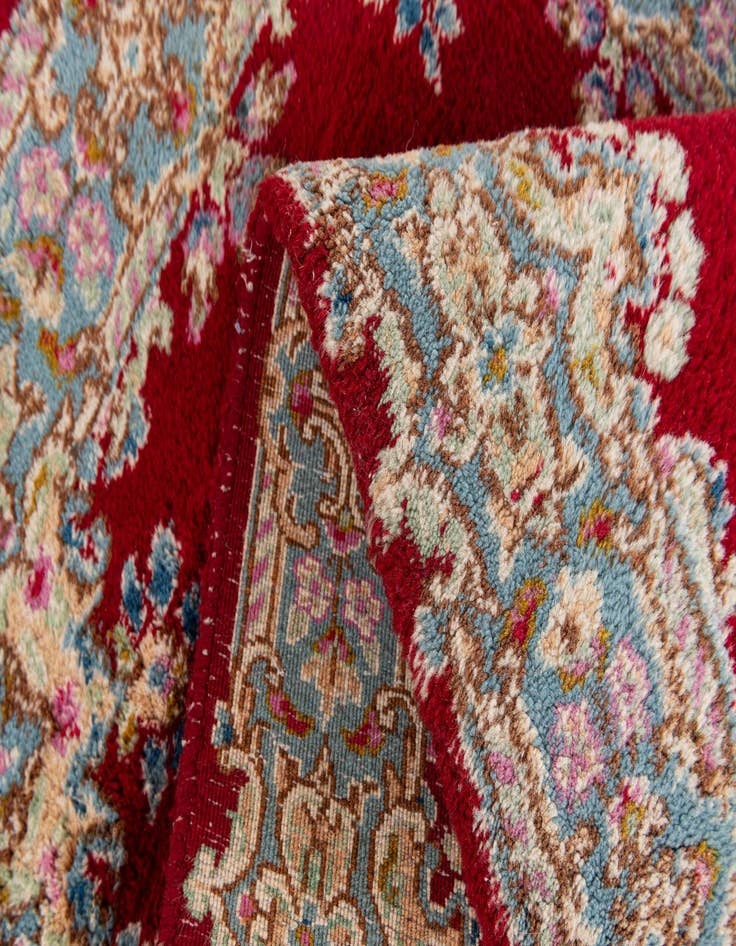 Detail image of  2' 5 x 4' 8  Hand Knotted Kerman Wool Rug