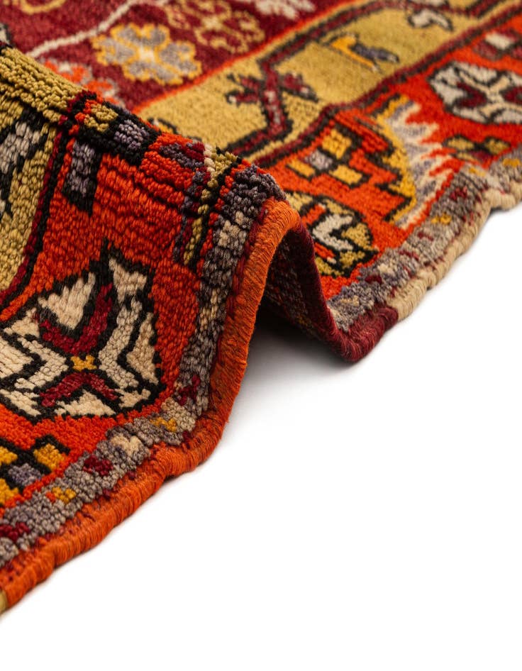 Detail image of  4' 5 x 7' 5 Ketes Rug