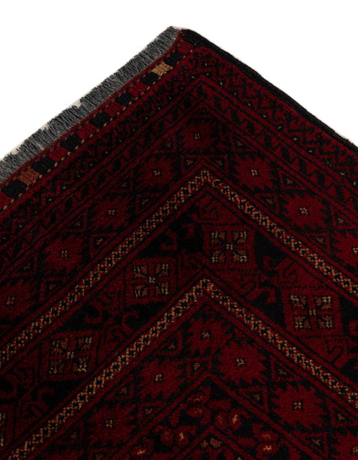 Detail image of  6' 6 x 9' 10  Hand Knotted Khal Mohammadi Wool Rug